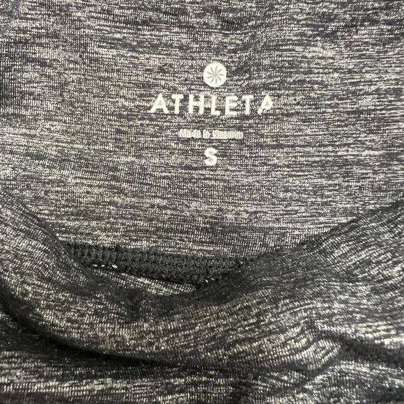 Athleta small crop legging - Picture 2 of 3